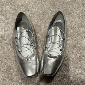 Chic Silver Ballet Flats